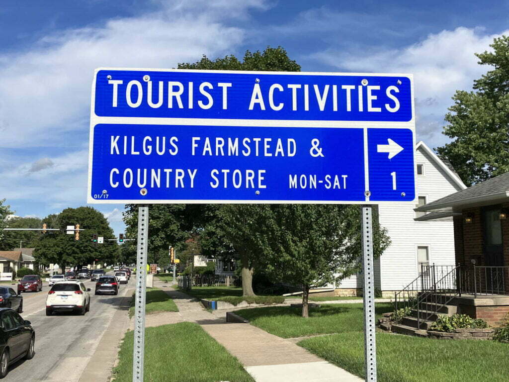Kilgus Farmstead & Country Store 1 mile South of Fairbury Downtown